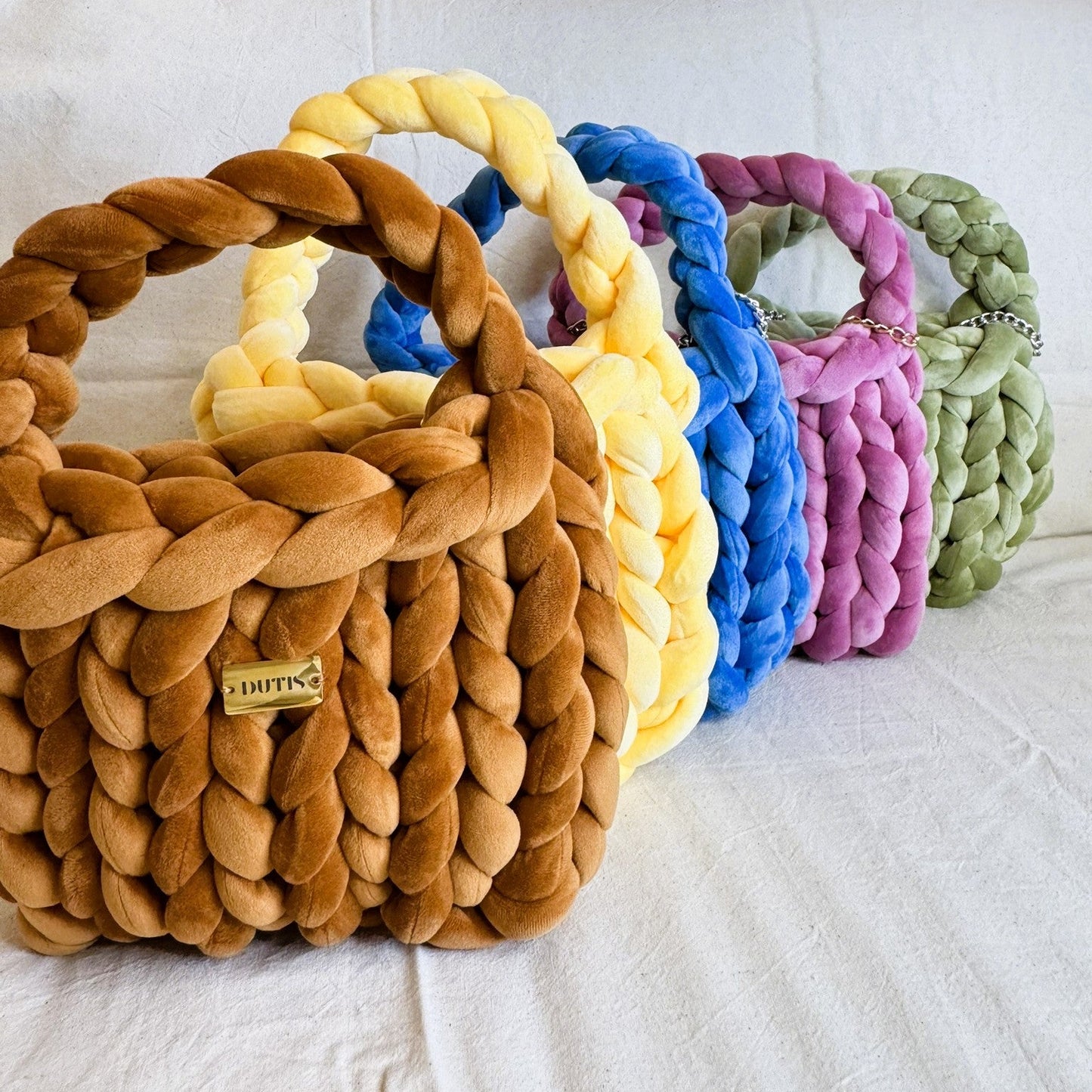 Carteira IZAT - Elegância Minimalista